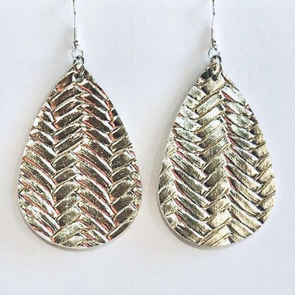 New Boutique Lightweight Faux Leather Gold Braided Teardrop Hook Earrings